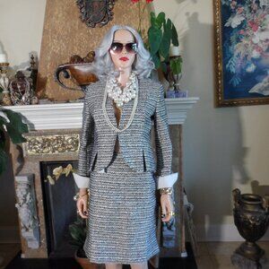 Balenciaga Paris Black/Ivory Tweed Skirt Suit w/Raw Edges Trim Detail Size 40-8